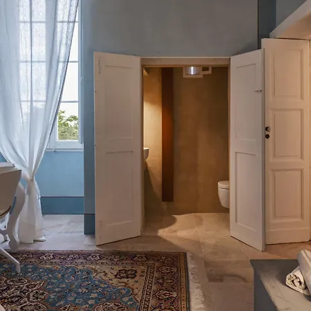 Masseria Monet Bed & Breakfast 4*